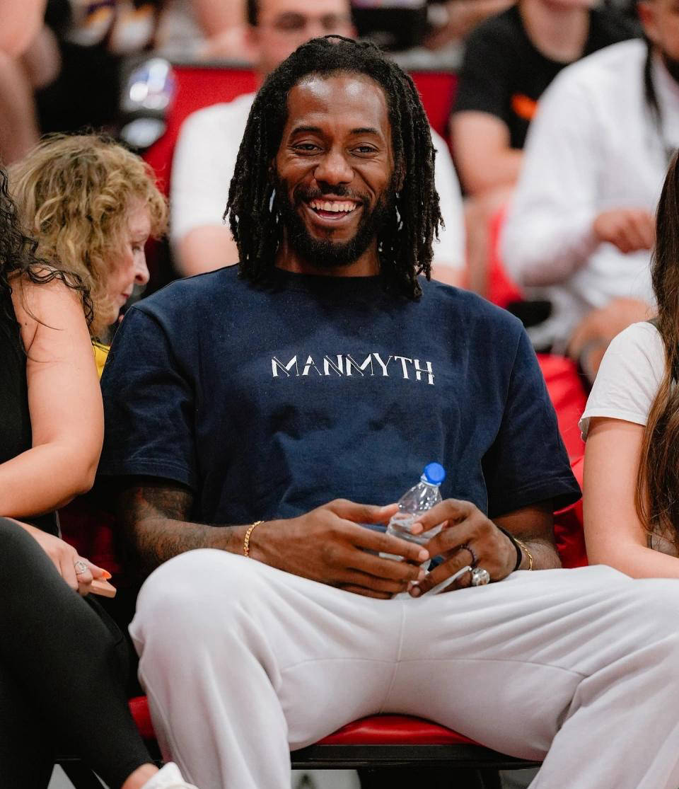 TA：桑切斯最近在逐渐进步，他已成为英超最可靠的门将之一（TA：桑切斯近来稳步提升，已跻身英超最可靠门将之列）