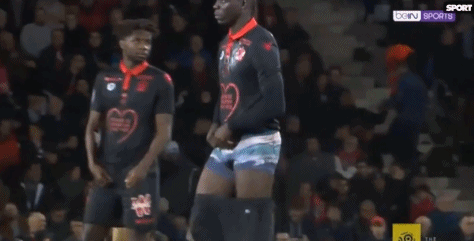 西媒：维尼修斯等核心对阿隆索不满，教练与更衣室发生冷战