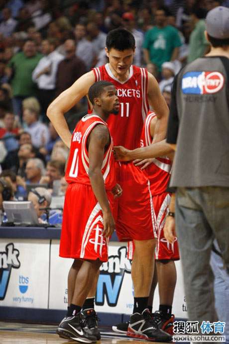 2026米兰冬奥会火炬继续在意大利境内传递（2026米兰冬奥会火炬接力在意大利境内持续进行）