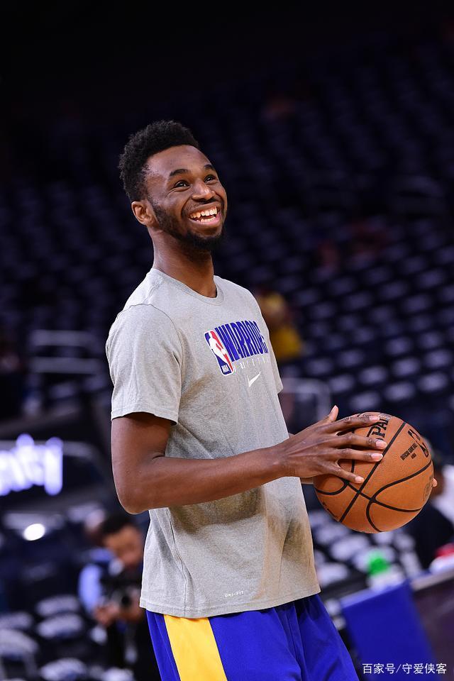 摩洛哥大名单：阿什拉夫伤缺，马兹拉维、卜拉欣-迪亚斯领衔（摩洛哥公布新名单：阿什拉夫因伤缺席，马兹拉维与卜拉欣-迪亚斯领衔）