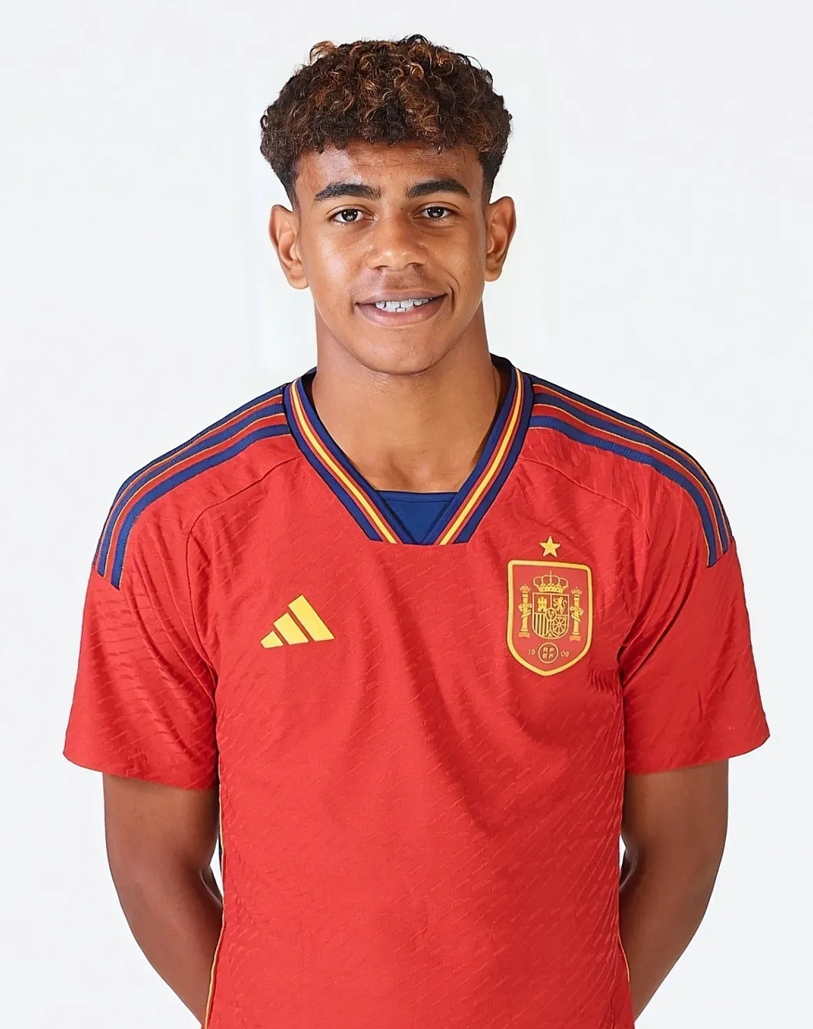 意甲出场数最多的亚洲球员11人阵容：长友佑都、中田英寿领衔（意甲亚洲球员出场最多的11人阵容：长友佑都、中田英寿领衔）