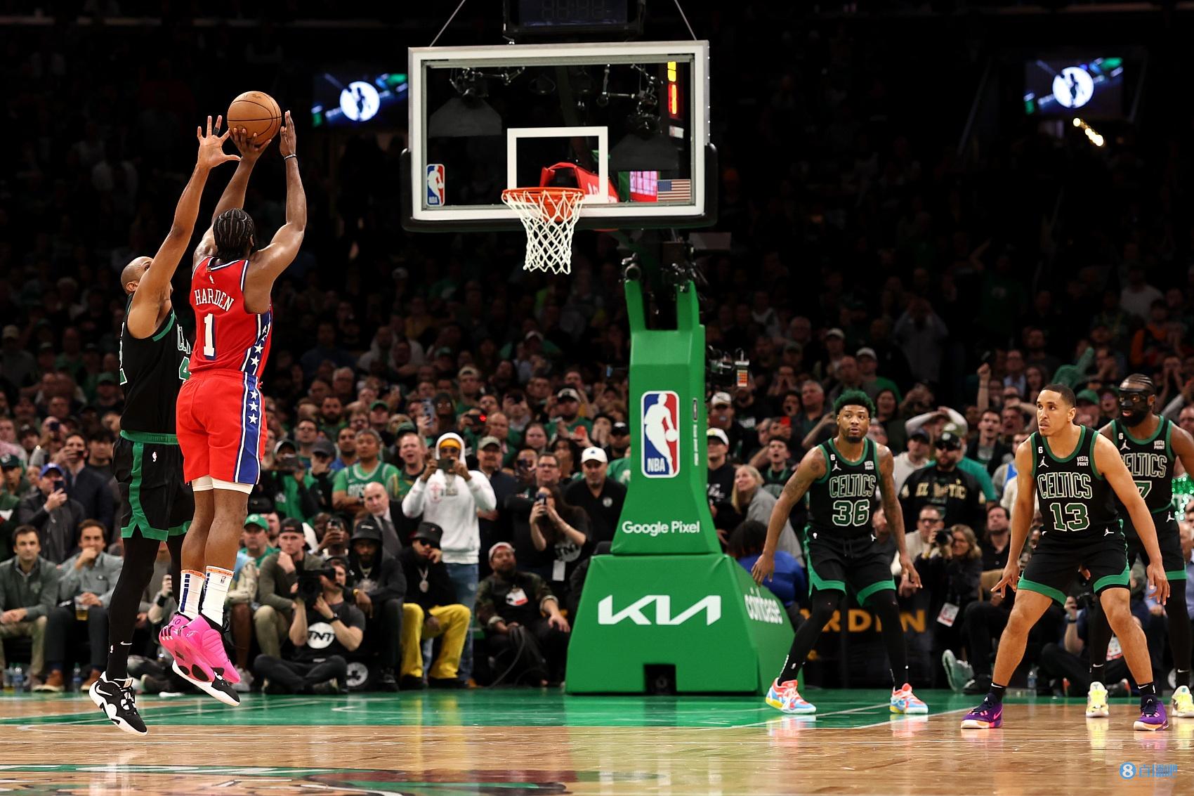 s1mple：黑豹出局了还得站着接受败方采访，太变态了（s1mple：黑豹淘汰后还被要求站着做败者采访，太离谱了）